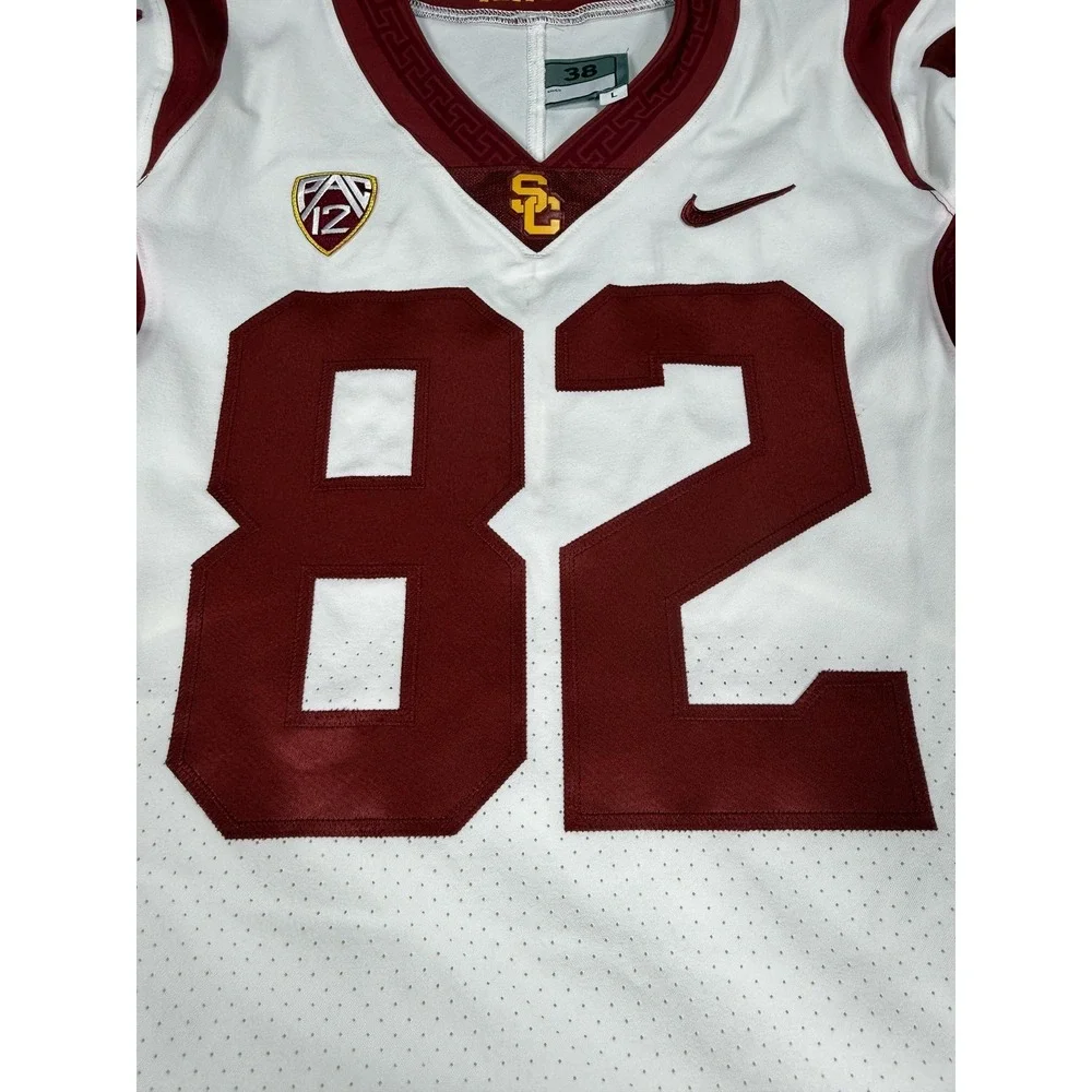 Nike color collar